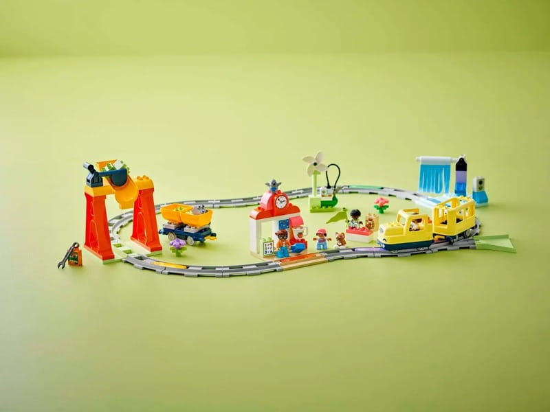 Конструктор LEGO Duplo Town Великий інтерактивний громадський потяг (10428)
