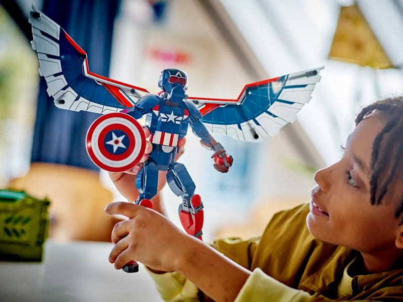 Конструктор LEGO Marvel Фігурка Сем Вілсон Капітан Америка (76296)
