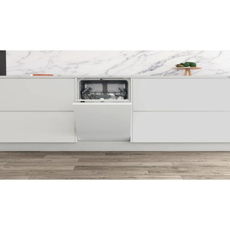 Встраиваемая посудомоечная машина Whirlpool WI 7020 P
