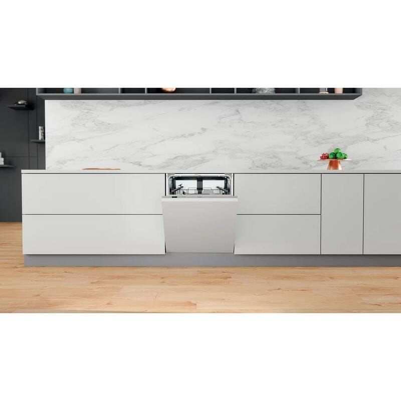 Встраиваемая посудомоечная машина Whirlpool WI 7020 P