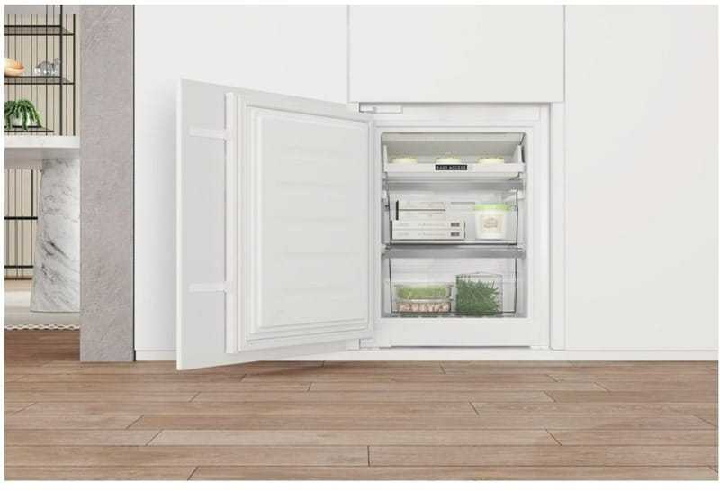 Холодильник Whirlpool WHC18 T573