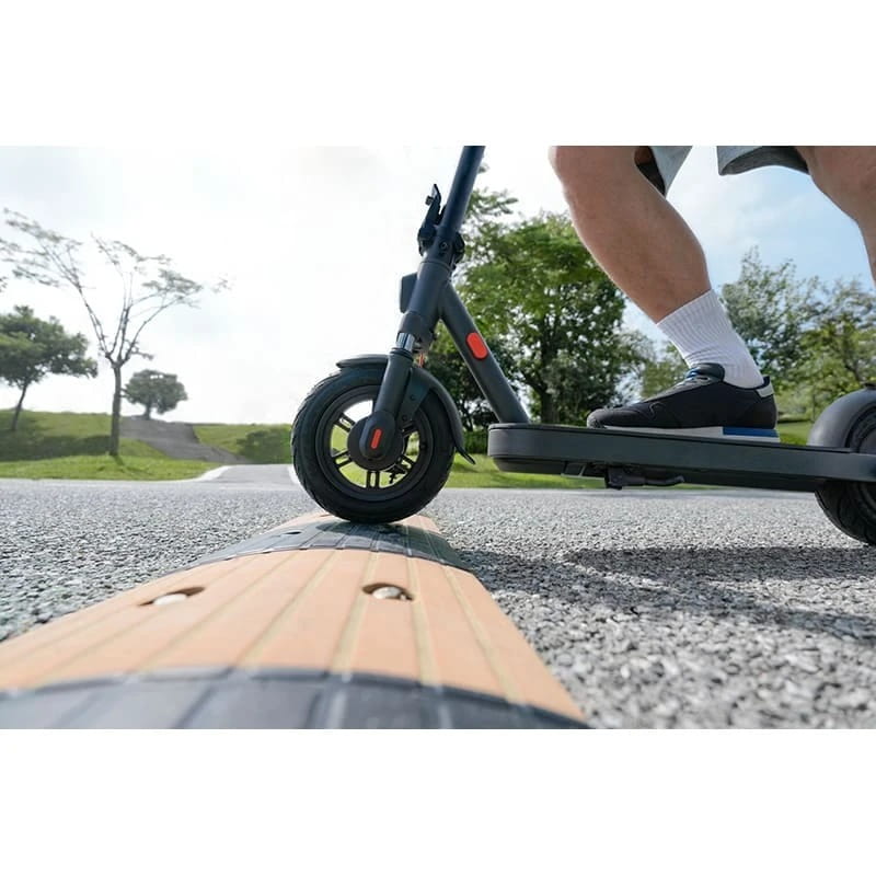 Електросамокат Xiaomi Electric Scooter 4 Pro Gen2 Black BHR9603GL
