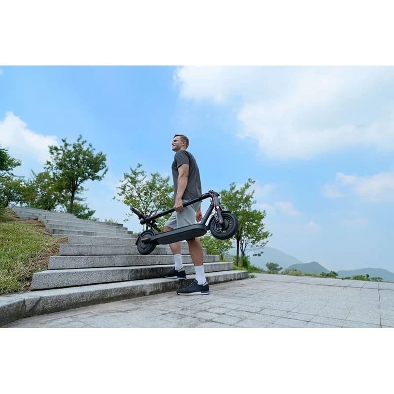 Електросамокат Xiaomi Electric Scooter 4 Pro Gen2 Black BHR9603GL