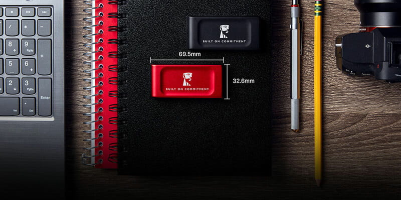 Накопитель внешний SSD Portable USB 1.0ТB Kingston SXS1000 BoC Black (SXS1000/1000GA)