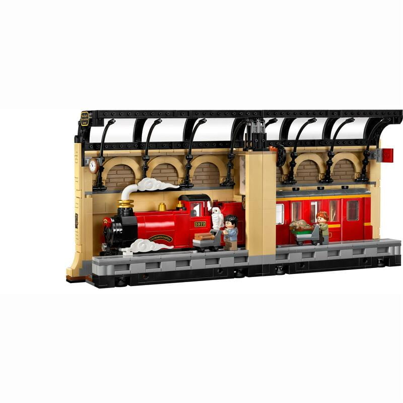 Конструктор LEGO Harry Potter Бук нук: Гоґвортський експрес (76450)