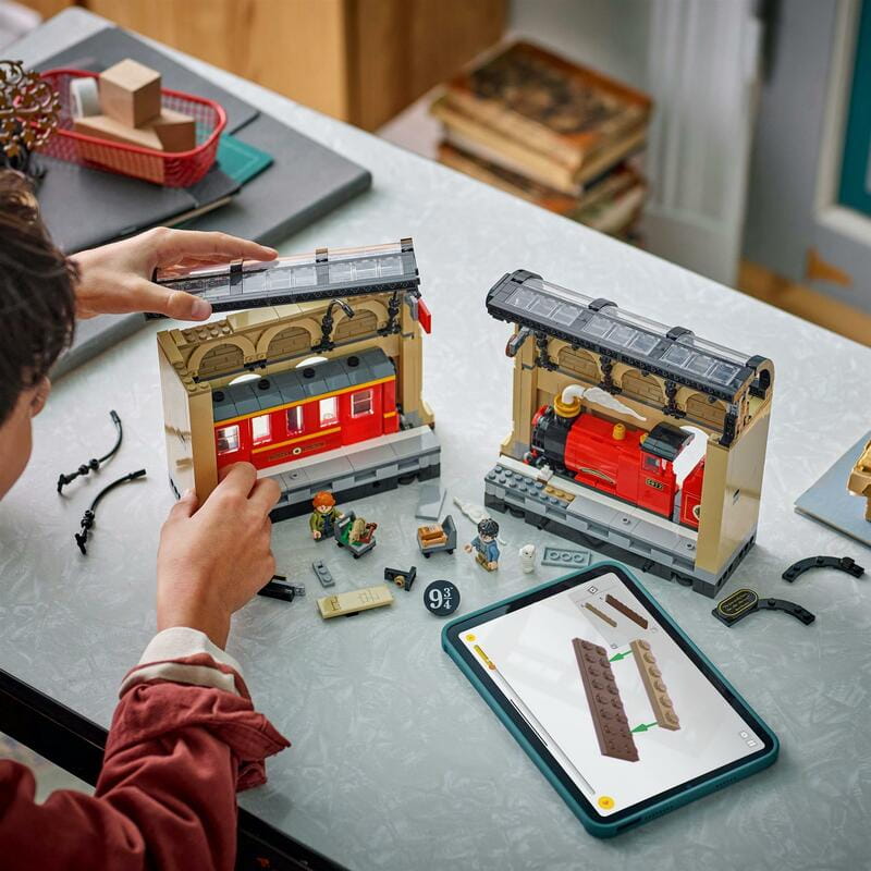 Конструктор LEGO Harry Potter Бук нук: Гоґвортський експрес (76450)