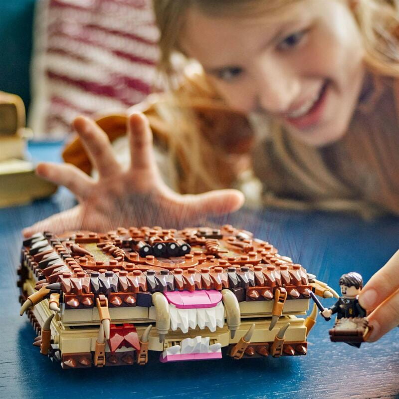 Конструктор LEGO Harry Potter Куслива Жахлива книга жахіть (76449)
