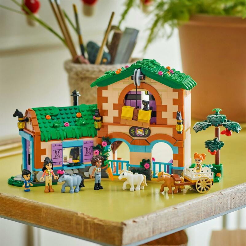 Конструктор LEGO Friends Ранчо та стайня поні (42654)
