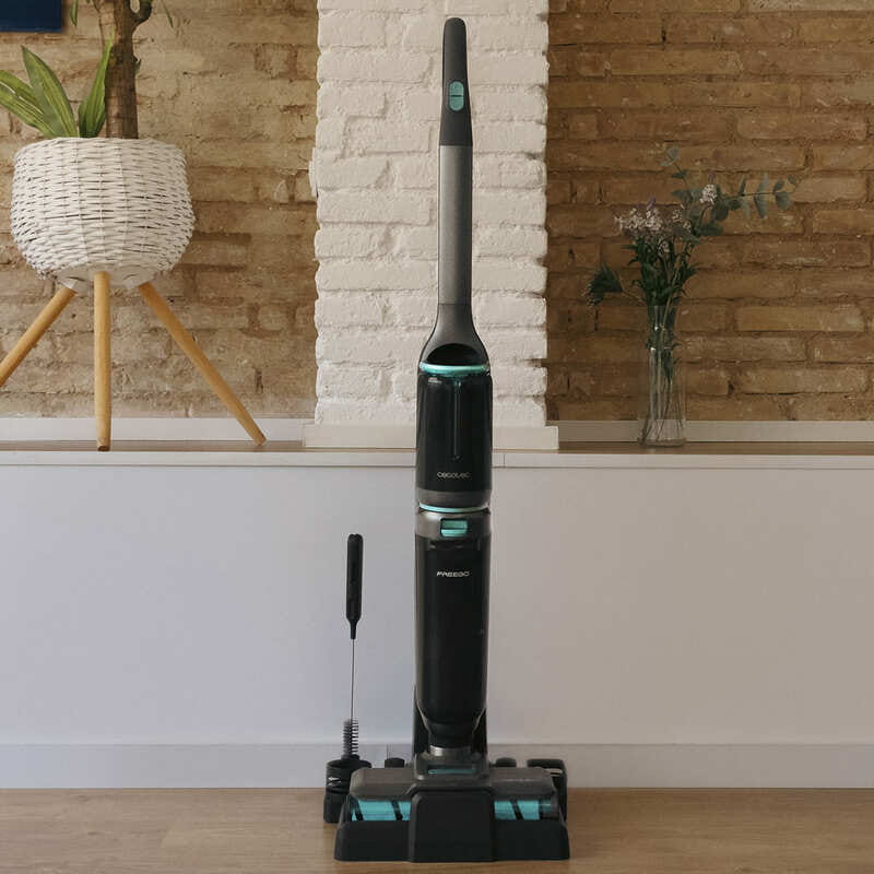 Аккумуляторный моющий пылесос Cecotec FreeGo Wash&Vacuum Spray (CCTC-05852)