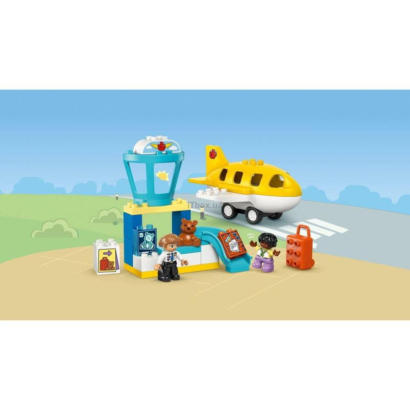 Конструктор LEGO Duplo Town Впервые в аэропорту (10443)
