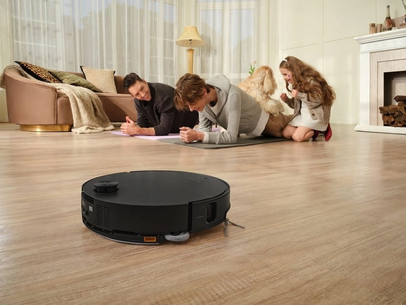 Робот-пылесос Roborock Saros 10 Black