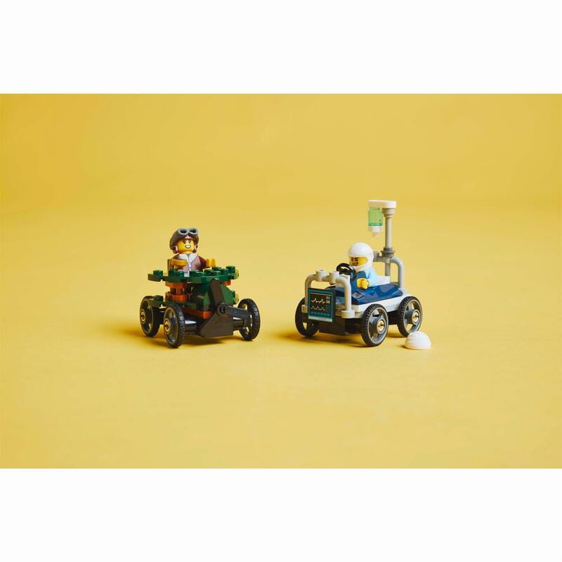 Конструктор LEGO City «Літак проти лікарняного ліжка» Набір для перегонів (60459)