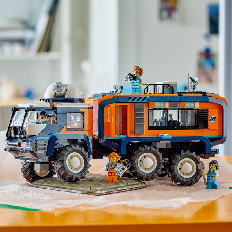 Конструктор LEGO City Арктична дослідницька вантажівка з науковою лабораторією (60471)