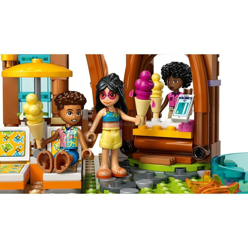 Конструктор LEGO Friends Пляжний курорт для сімейного відпочинку (42673)