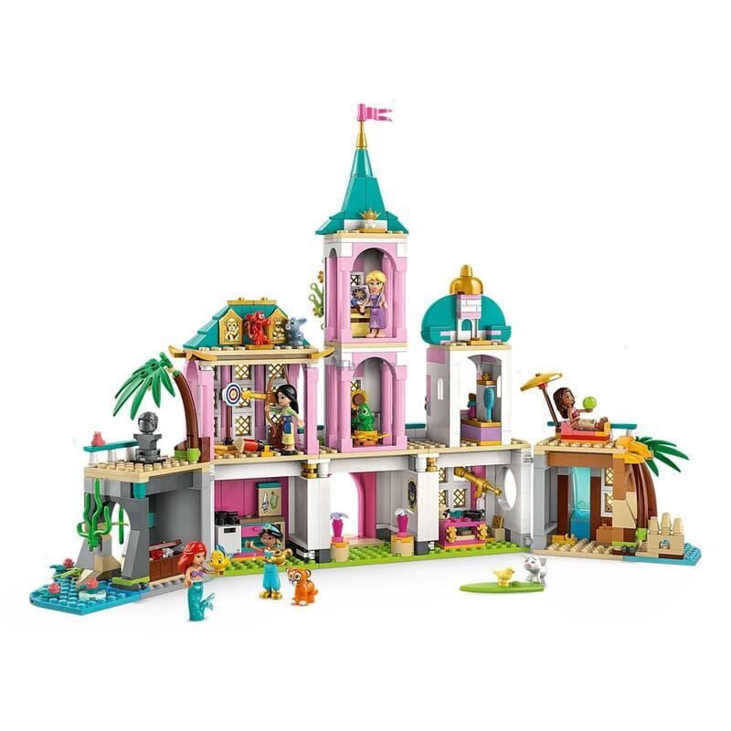 Конструктор LEGO Disney Princess Замок принцеси та королівські улюбленці (43267)