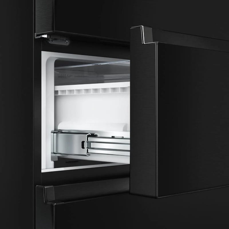 Холодильник Hisense RT641N4AFE1