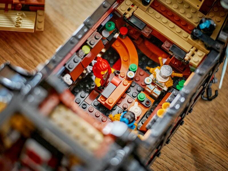Конструктор LEGO Ninjago Щедрість храму (71848)