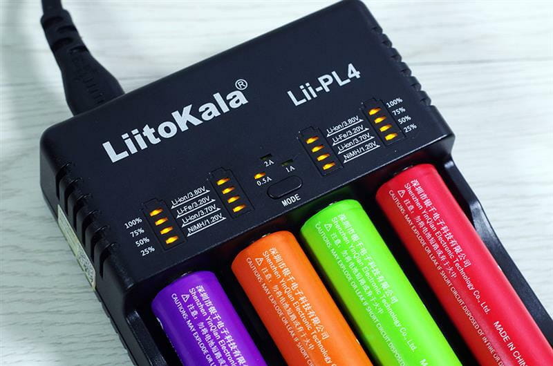 Зарядний пристрій Liitokala Lii-PL4