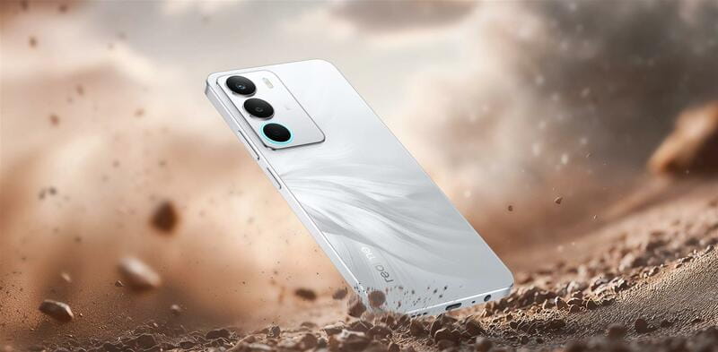 Смартфон Realme C71 8/256GB (RMX5303) White Swan