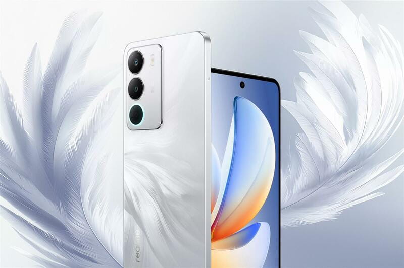 Смартфон Realme C71 8/256GB (RMX5303) White Swan