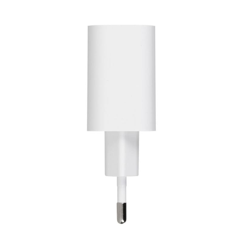 Зарядное устройство Rivacase PS4101 W00 (USB-Cх3A) 20W White