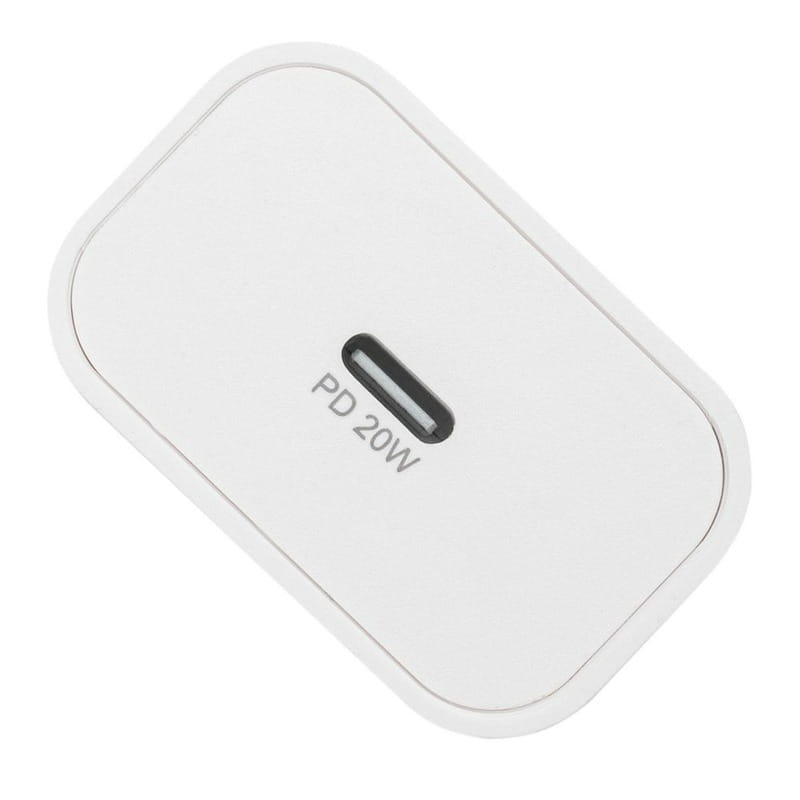 Зарядное устройство Rivacase PS4101 W00 (USB-Cх3A) 20W White