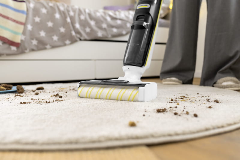 Акумуляторний миючий пилосос Karcher FCV 4 (1.056-131.0)