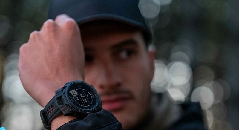 Смарт-годинник Garmin Instinct 3 50mm Tactical Solar Black with Charcoal Silicone Band (010-02935-90)