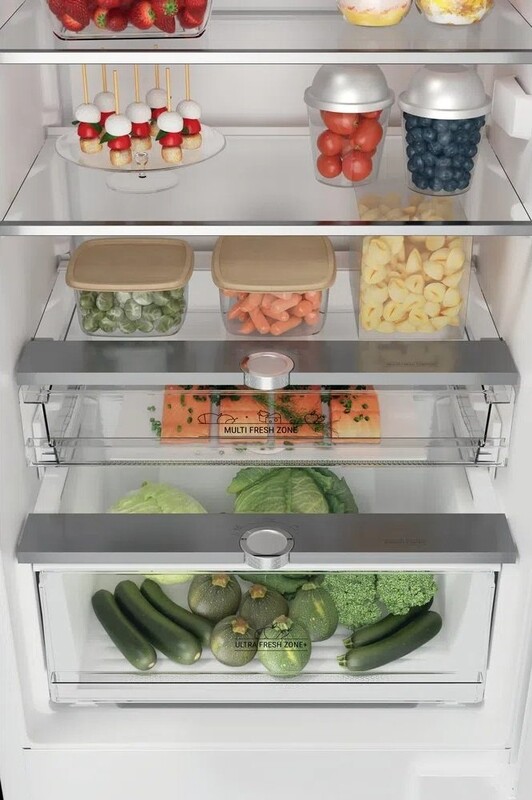 Вбудований холодильник Hotpoint-Ariston HAC20T321