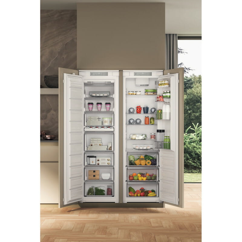 Вбудований холодильник Whirlpool WHSD18A013C1