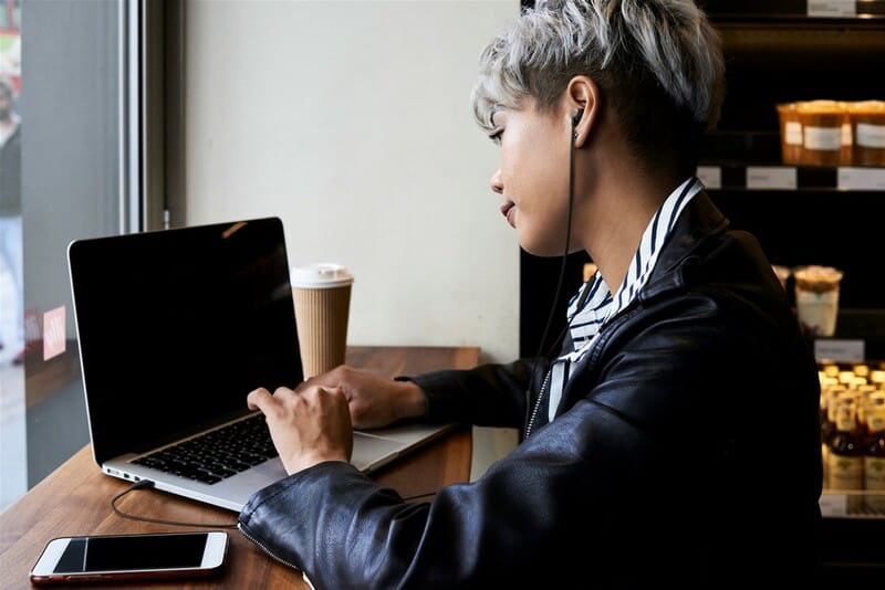 Гарнитура JBL Tune 305C Black (JBLT305CBLK)