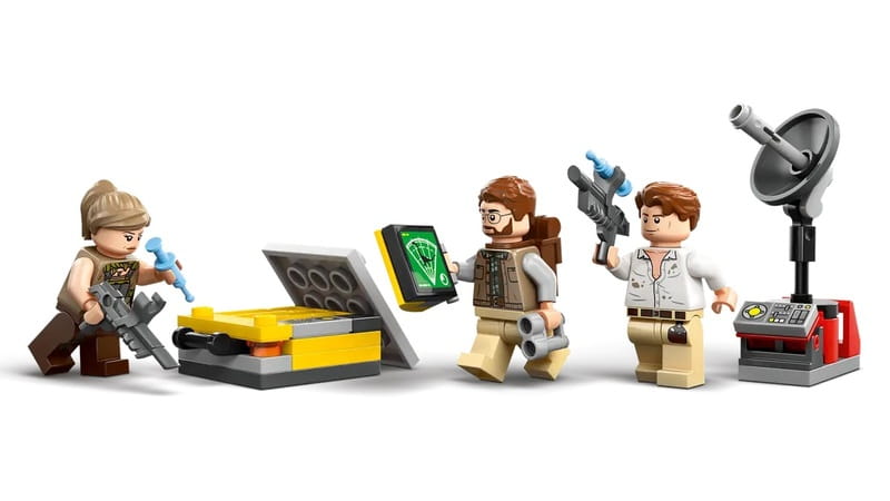 Конструктор LEGO Jurassic World Миссия по отслеживанию раптора и титанозавра (76973)