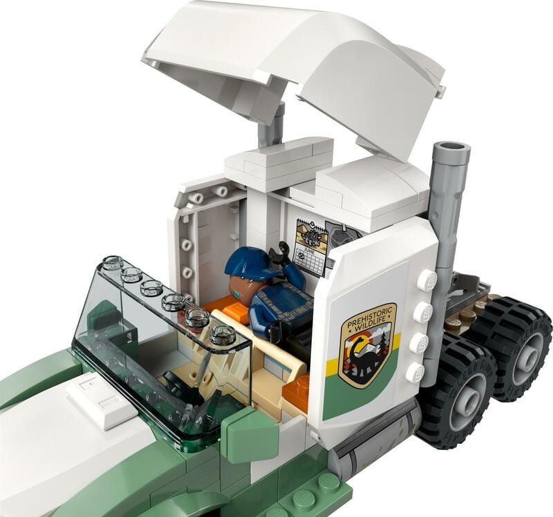 Конструктор LEGO Jurassic World Миссии динозавров: Грузовик для перевозки аллозавра (76966)