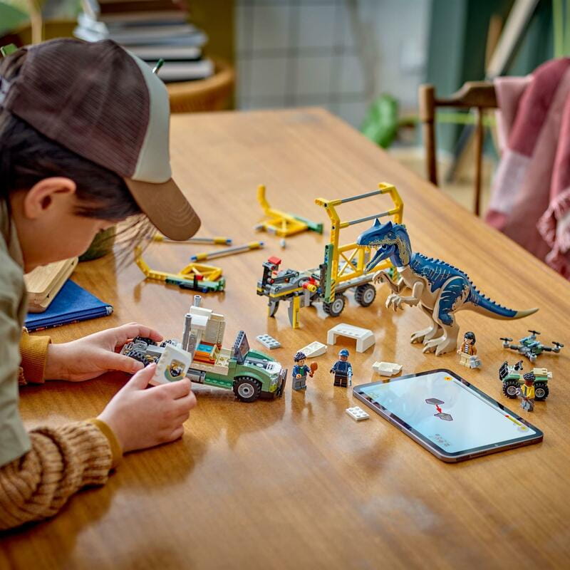 Конструктор LEGO Jurassic World Миссии динозавров: Грузовик для перевозки аллозавра (76966)