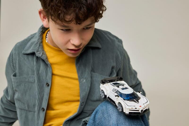 Конструктор LEGO Speed Champions Спортивний гіперкар Bugatti Centodieci (77240)