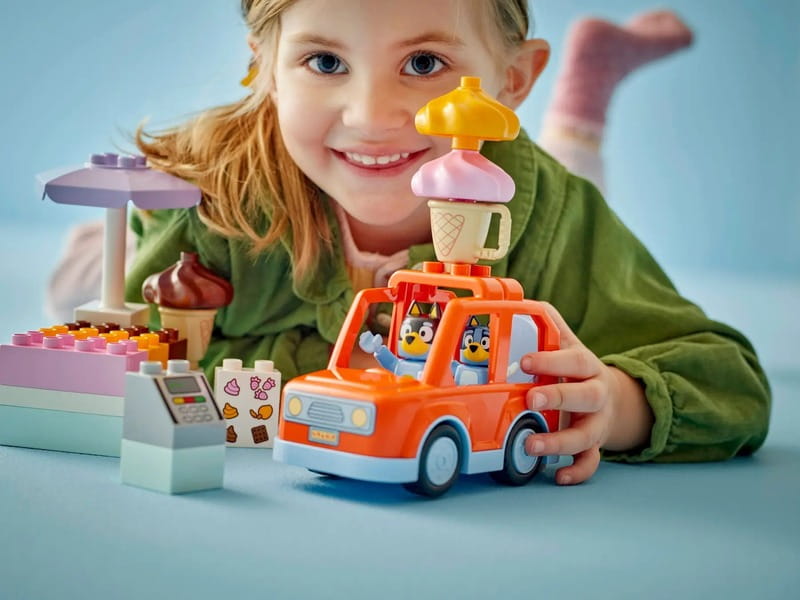 Конструктор LEGO Duplo Bluey Путешествие с мороженым и Блуи (10458)
