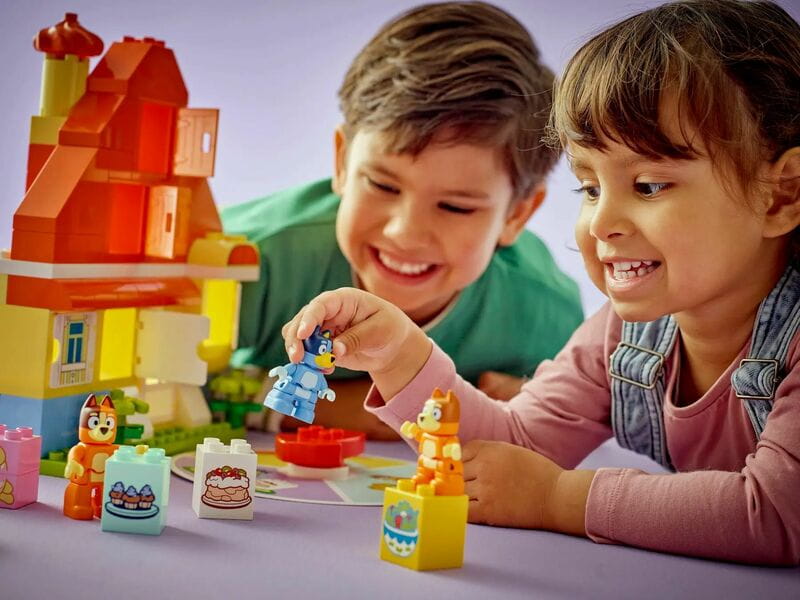 Конструктор LEGO Duplo Bluey Семейный дом Блуи с игрой на запоминание (10459)