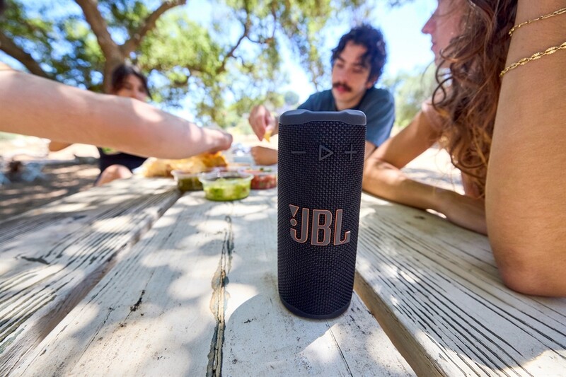 Акустична система JBL Grip Black (JBLGRIPBLK)