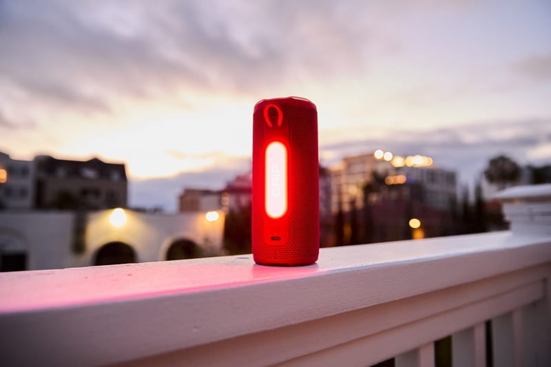 Акустична система JBL Grip Red (JBLGRIPRED)