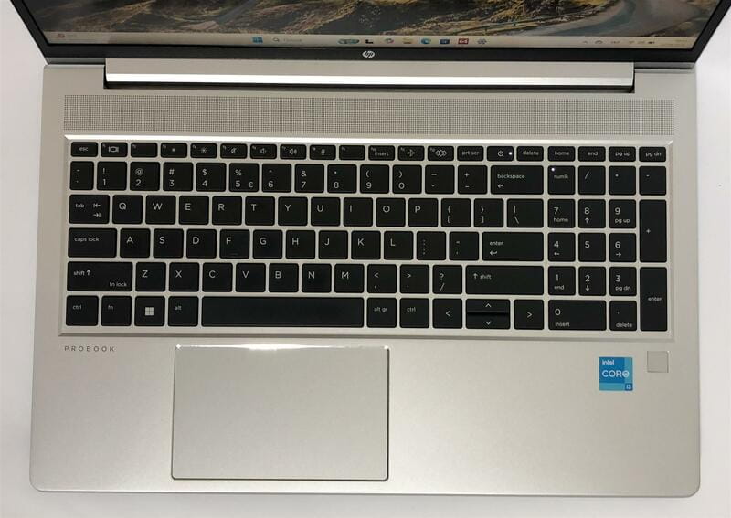 Ноутбук HP ProBook 450 G8 / 15.6" FullHD IPS / i3-1115G4 / 16GB / 256GB SSD NVMe / Win11Pro - Б/у