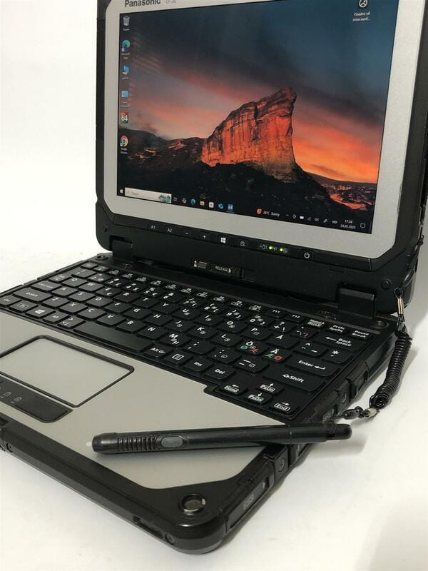 Нетбук-трансформер защищенный Panasonic Toughbook CF-20 MK2 / 10.1" (1920x1200) IPS Touch / i5-7Y57 / 8GB / 256GB SSD / Win10Pro / LTE / стилус - Б/у