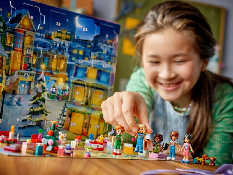 Конструктор LEGO Friends Адвент календарь 2025 (42668)