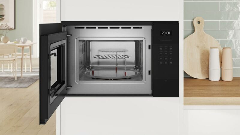 Вбудована мікрохвильова піч Bosch BEL554MB2