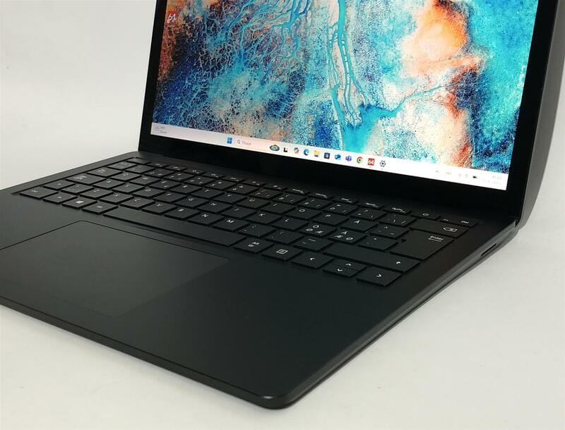 Ноутбук Microsoft Surface Laptop 3 1868 / 13.5" (2256x1504) IPS Touch / i5-1035G7 / 16GB / 256GB SSD / Win11Pro / Backlight - Б/у