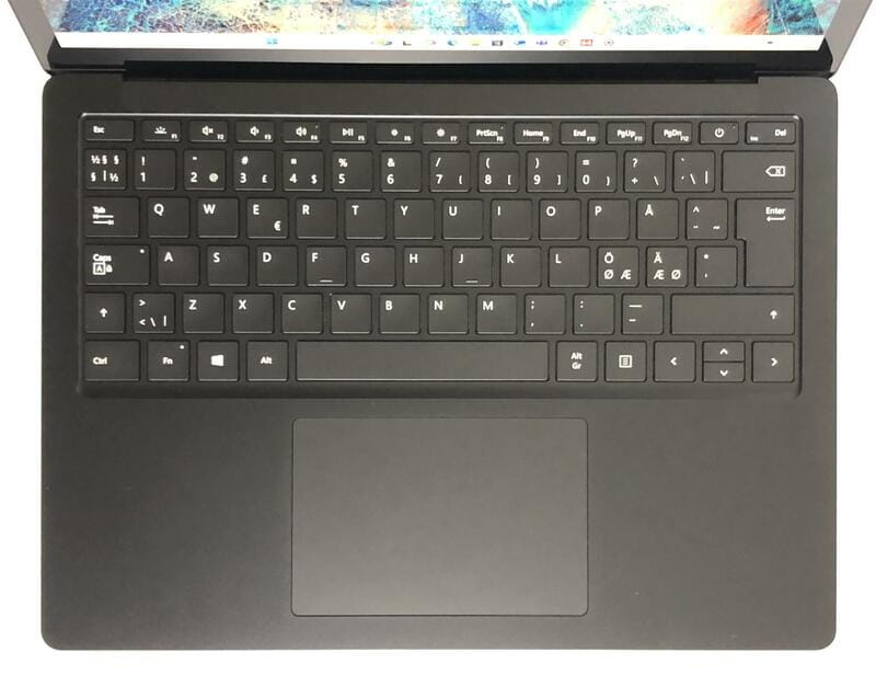 Ноутбук Microsoft Surface Laptop 3 1868 / 13.5" (2256x1504) IPS Touch / i5-1035G7 / 16GB / 256GB SSD / Win11Pro / Backlight - Б/у