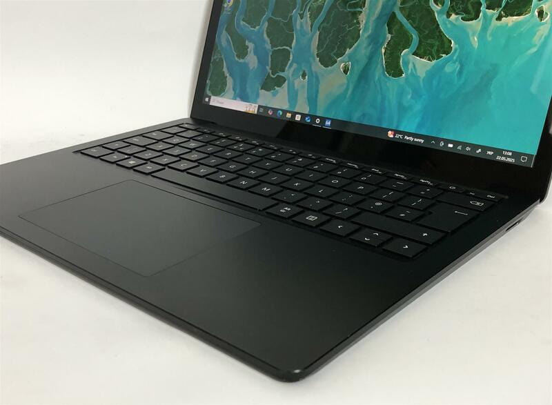 Ноутбук Microsoft Surface Laptop 3 1868 / 13.5" (2256x1504) IPS Touch / i5-1035G7 / 8GB / 256GB SSD / Win10Pro / Backlight - Б/у