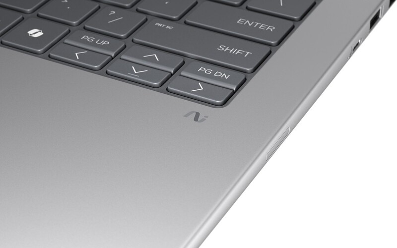 Ноутбук HP ZBook 8 G1i 14 (B30JFES) Silver