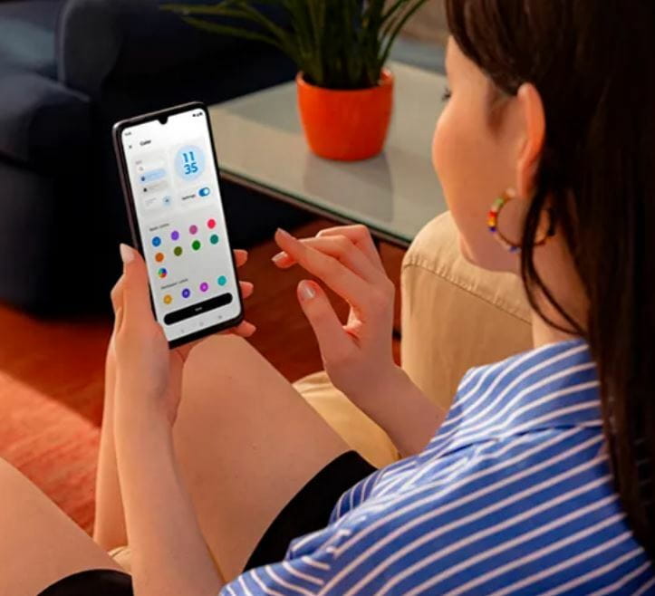 Смартфон Oppo A6 Pro 4G 8/256GB Stellar Blue