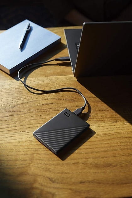 Зовнішній жорсткий диск 2.5" USB 4.0TB WD My Passport Black (WDBPKJ0040BBK-WESN)_Bulk