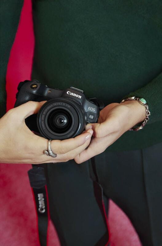 Цифровая фотокамера Canon EOS R8 Body + LP-E17 (5803C087)